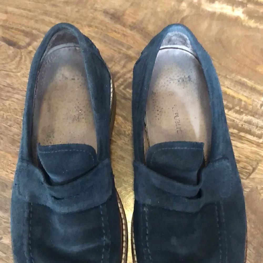 Men’s Banana Republic Black Suede Loafers size 7